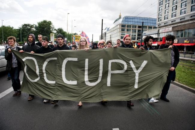 Indignadxs/Occupy, <em>Occupy Biennale</em> [Ocupar la bienal], 7ª Bienal de Arte Contemporáneo de Berlín, 27 de abril-1 de julio, 2012. Fotografía: Marcin Kakinski