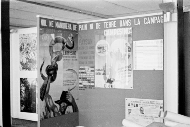 Vistas del Pabellón de España en la Exposición Internacional de las Artes y las Técnicas para la Vida Moderna