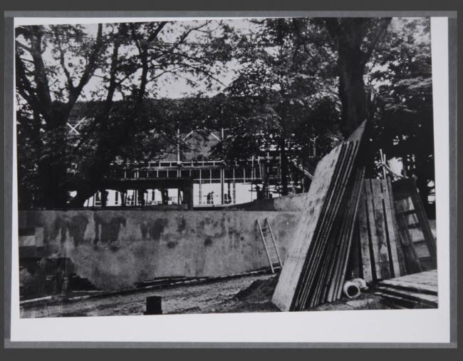 Pabellón español de la Exposición Internacional de las Artes y las Técnicas para la Vida Moderna