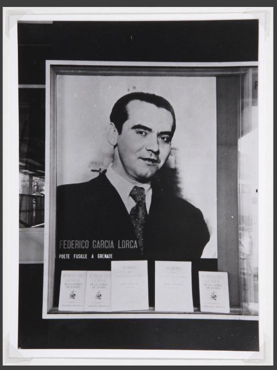 Exposition: panneau rendant hommage à Federico Garcia Lorca