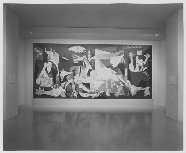 Vista de la exposición Painting and Sculpture from the Museum Collection