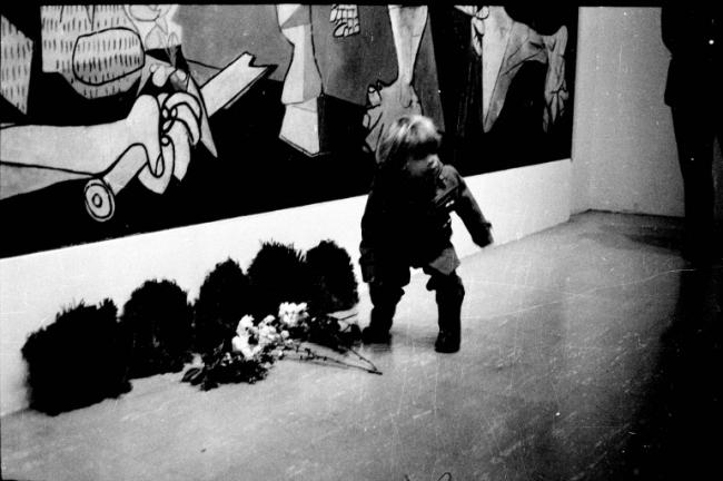 Jan van Raay, The Art Workers' Coalition and Guerrilla Art Action Group protest in front of <em>Guernica</em>, MoMA, New York, January 8, 1970
