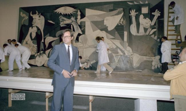 Guernica arrives in Madrid