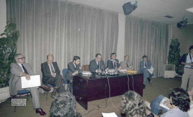 Guernica arrives in Madrid