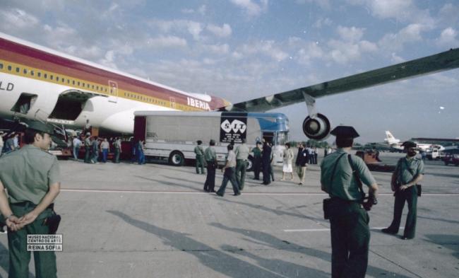 Guernica arrives in Madrid