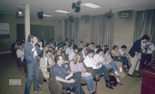 Guernica arrives in Madrid