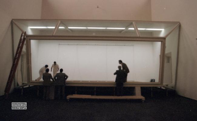 Guernica arrives in Madrid