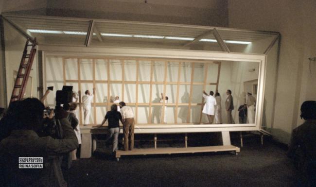 Guernica arrives in Madrid