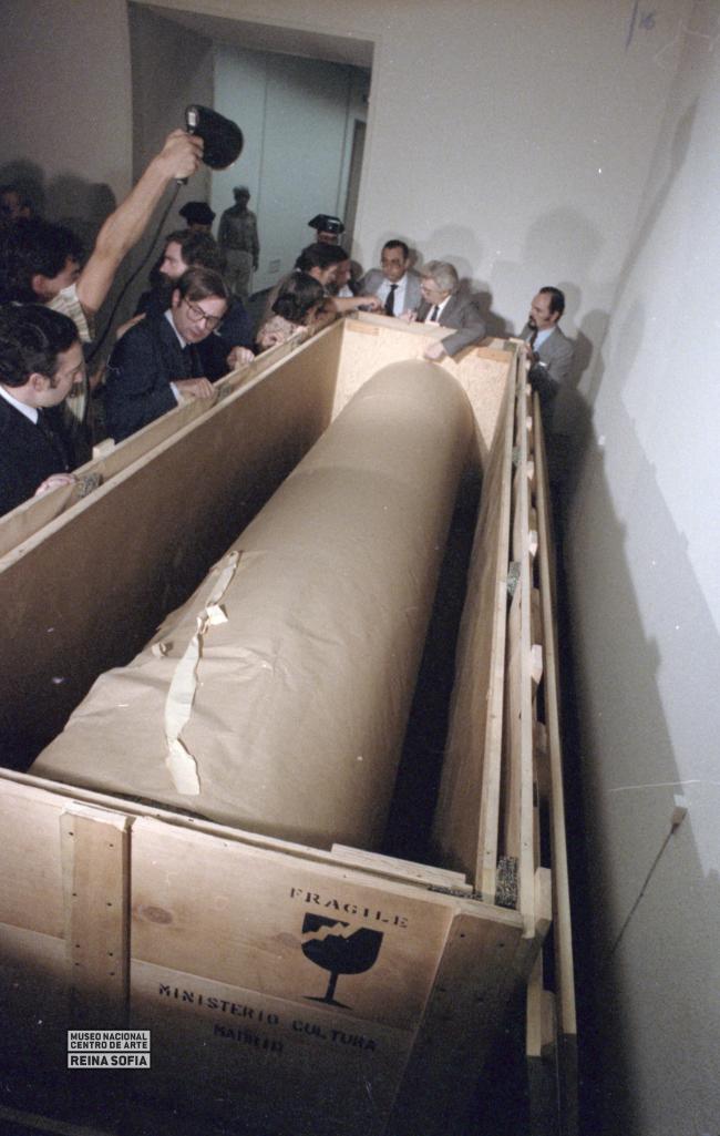 Guernica arrives in Madrid