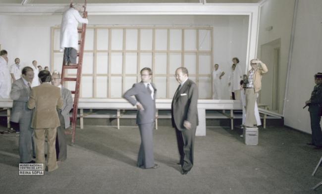 Guernica arrives in Madrid