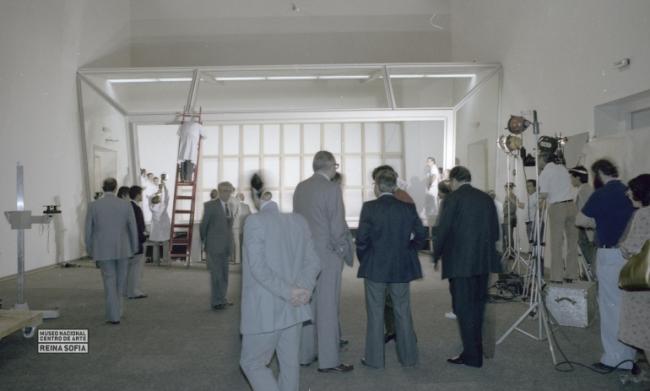 Guernica arrives in Madrid