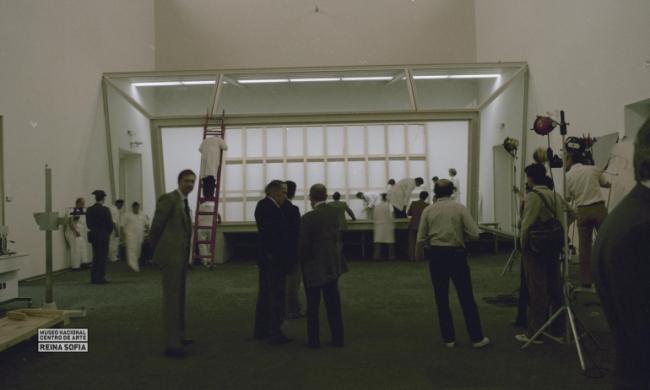 Guernica arrives in Madrid