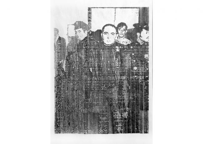 Tony Shafrazi, arrestado (Versión positiva), 2012. Dibujo lápiz sobre papel de periodico, 60 x 80 cm.