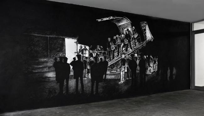  La vuelta del Guernica a España, 2012. Dibujo mural en carbón, 2012. Exposición Kill Lies All, Galeria Newman Popiashvili, New York.