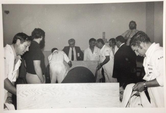 Montaje de Guernica en el Casón del Buen Retiro