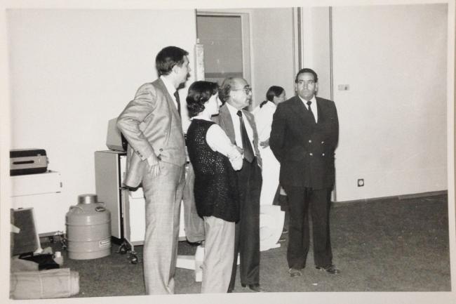 Montaje de Guernica en el Casón del Buen Retiro