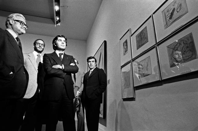 Felipe González ante Guernica