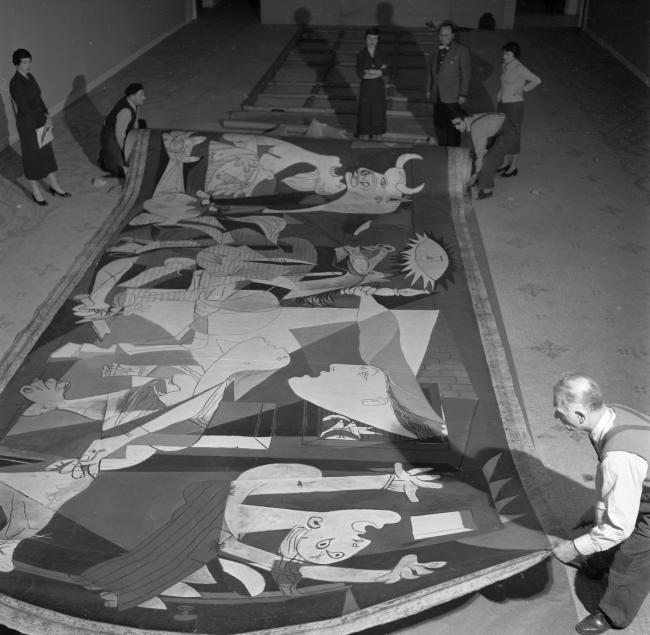 Guernica en el Musée des Arts Décoratifs