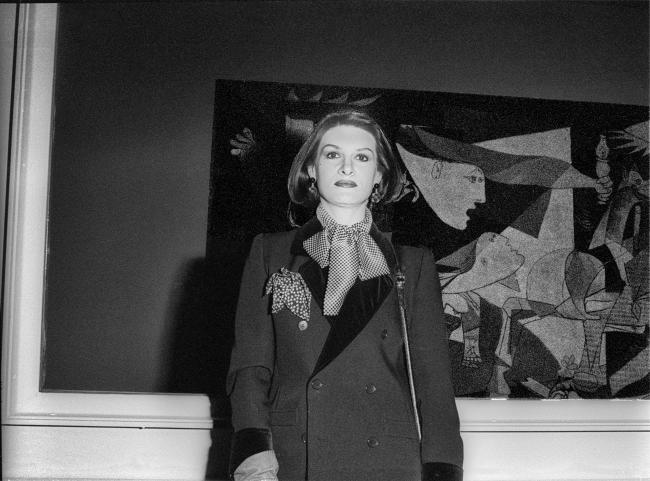 Fotografías de Guernica en el Casón del Buen Retiro