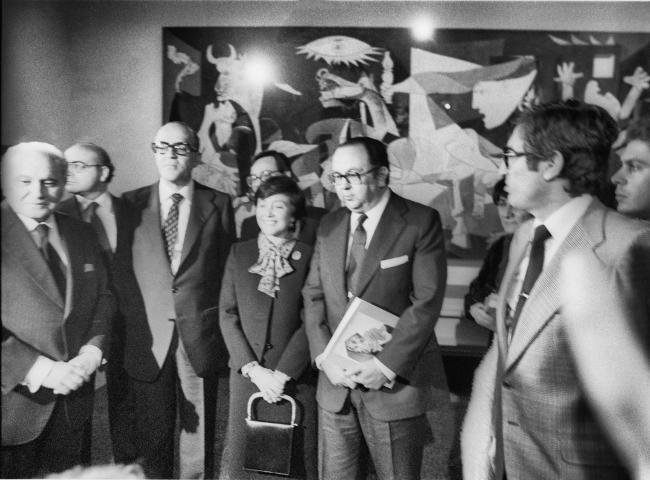 Fotografías de Guernica en el Casón del Buen Retiro