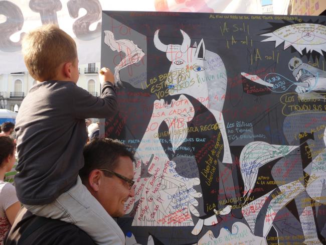Replica of Guernica made by Fine Art students for 15 M demonstrations in Madrid