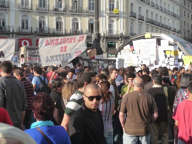 Replica of Guernica made by Fine Art students for 15 M demonstrations in Madrid