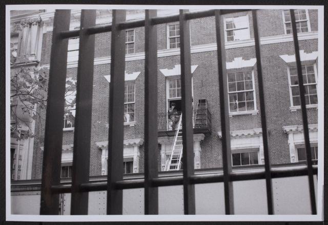 Fotografías del desmontaje de Guernica en el Museum of Modern Art de Nueva York para su posterior traslado a Madrid