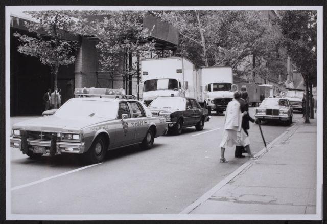 Fotografías del desmontaje de Guernica en el Museum of Modern Art de Nueva York para su posterior traslado a Madrid
