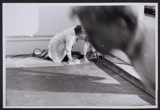 Fotografías del desmontaje de Guernica en el Museum of Modern Art de Nueva York para su posterior traslado a Madrid