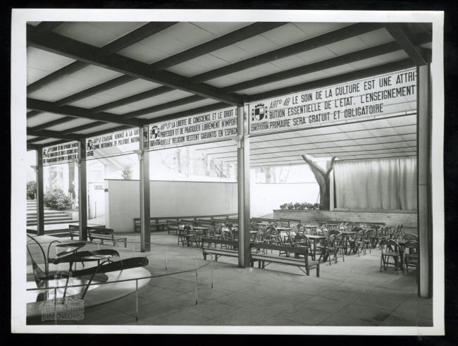 Albert Lebrun, Presidente de la República de Francia, visita el Pabellón Español 