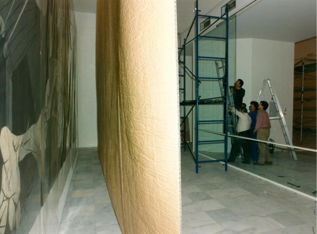 Traslado de Guernica a la sala 206