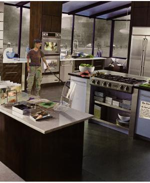 Martha Rosler, “Election (Lynndie)", from the series <em>House Beautiful: Bringing the War Home, New Series</em> [Elección (Lynndie), de la serie Trayendo la guerra al hogar. Casa preciosa, nueva serie, 2004]