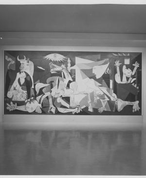 Vista de la exposición Painting and Sculpture from the Museum Collection