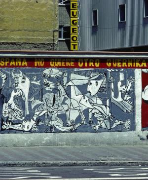 Pintada contra la OTAN