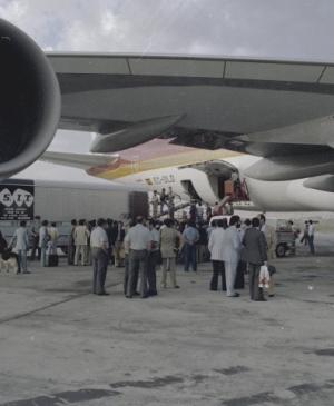 Guernica arrives in Madrid
